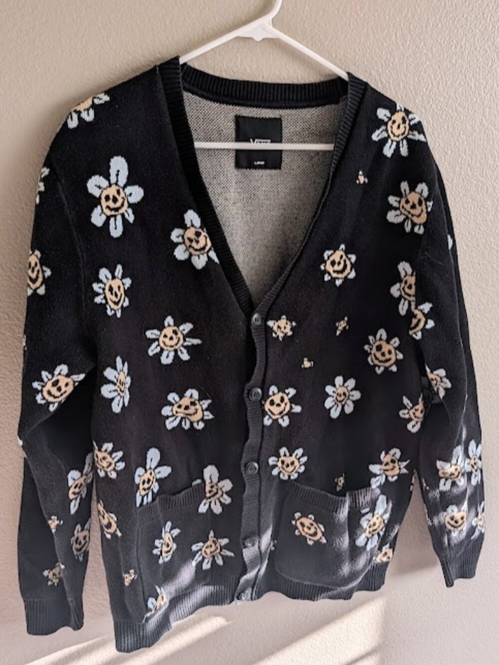 Vans Hilltop Cardigan Sweater Large Black Smiley Daisy Flower Y2K Skate Grunge